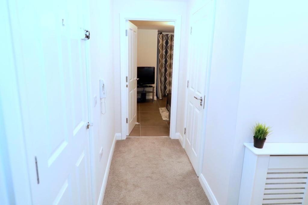Lovely 2- Bedroom Apartment In Belfast Exterior photo